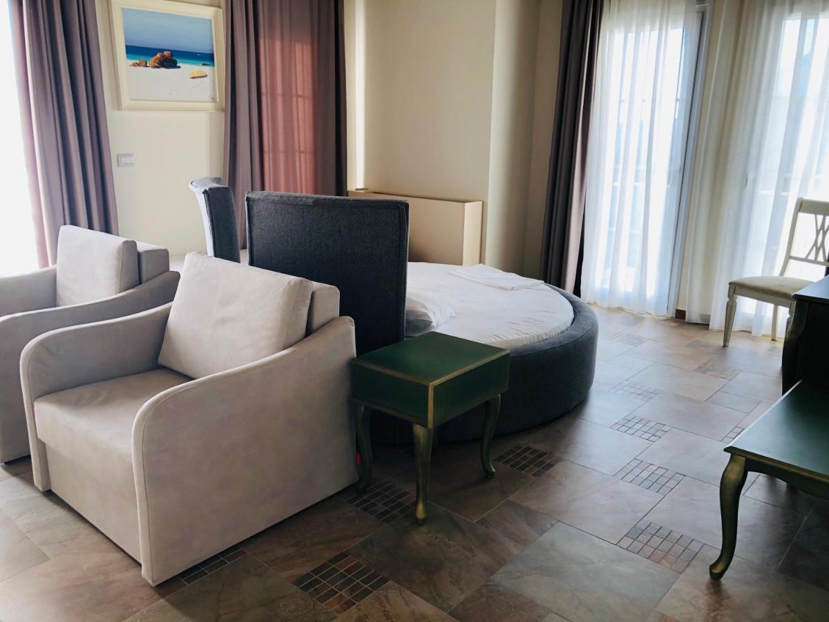 דרמי Hotel Sarajet E Pashait 2 מראה חיצוני תמונה